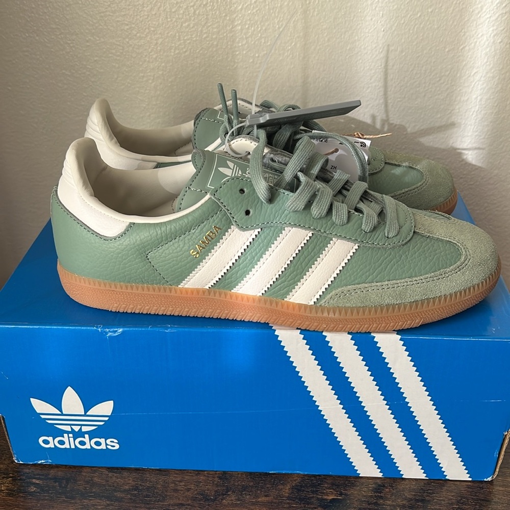 RARE - Adidas Samba OG Originals Silver Green Sneakers Size Women’s 8